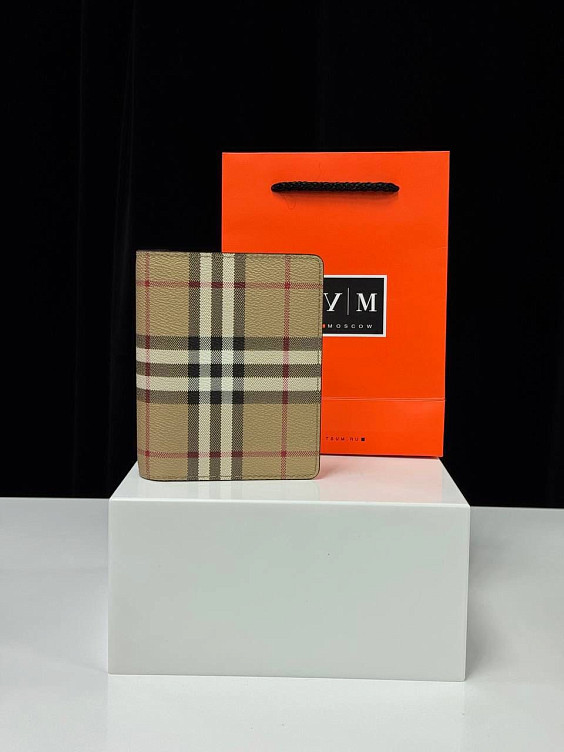 Burberry Обложка на паспорт