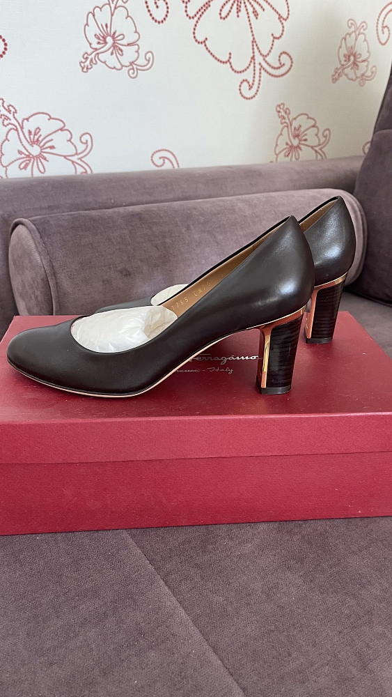 Salvatore Ferragamo Туфли