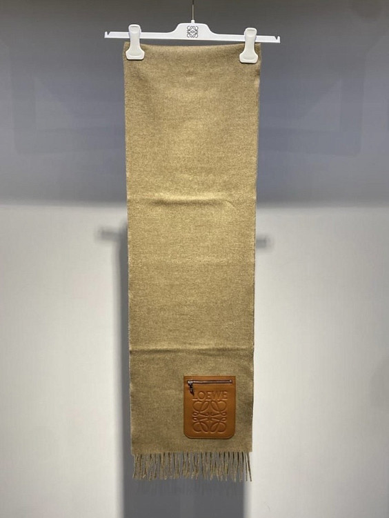Loewe Шарф