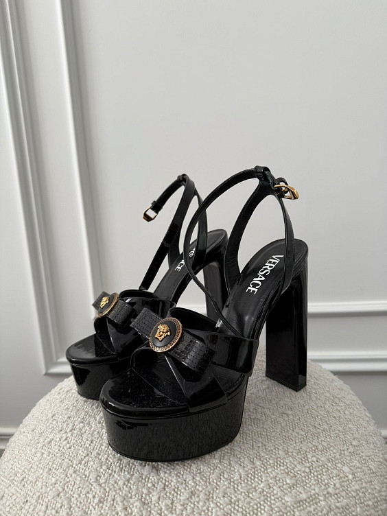 Versace Босоножки