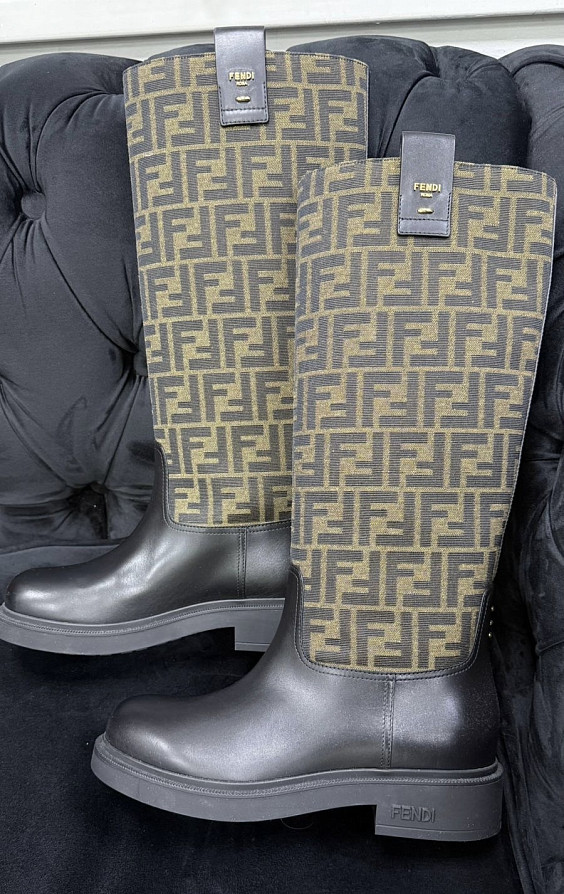 Fendi Сапоги