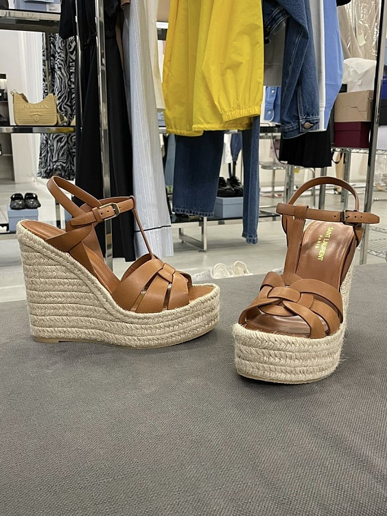 Saint Laurent Босоножки