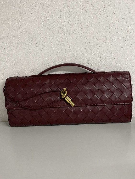 Bottega Veneta Клатч