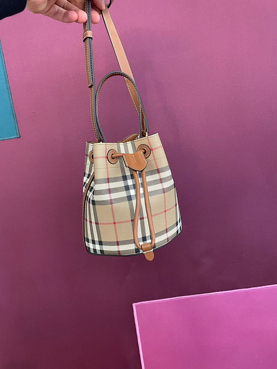 Burberry Сумка