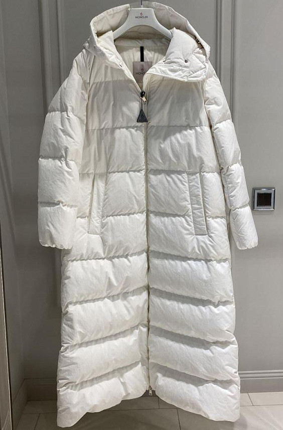 Moncler Пуховик