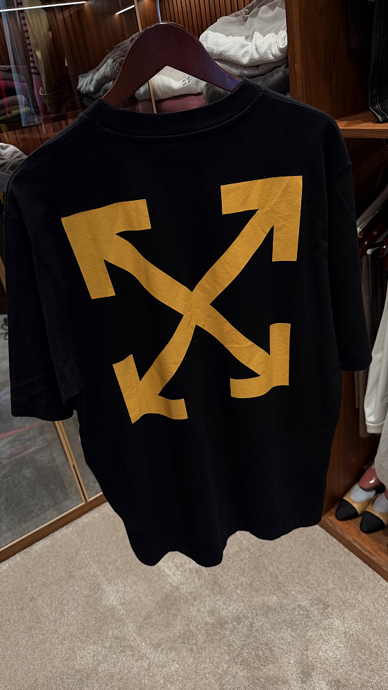 Off-white Футболка