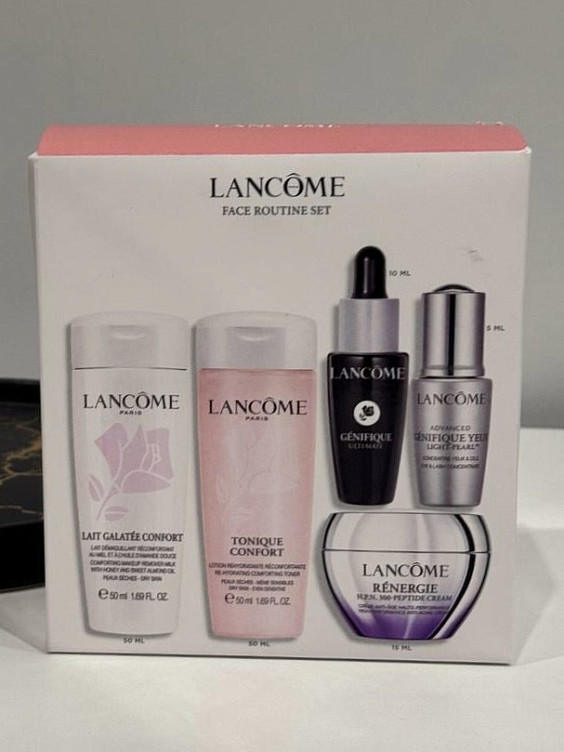 Lancome Набор для ухода за кожей