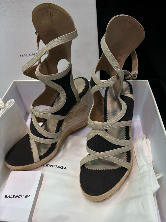 Balenciaga Босоножки