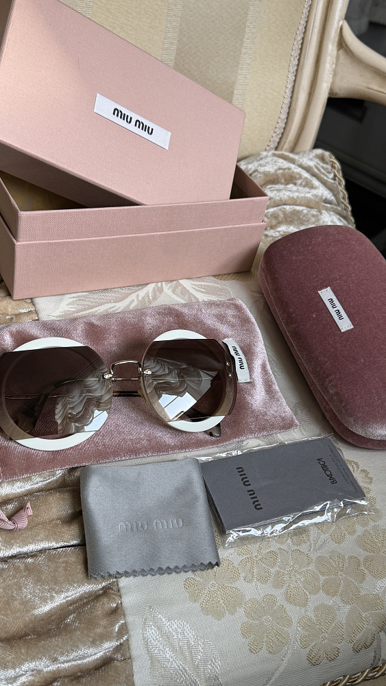 Miu Miu Очки