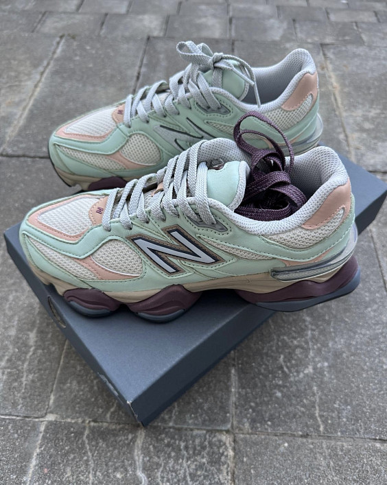 New Balance Кроссовки