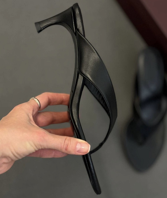 Rotate by Birger Christensen Мюли