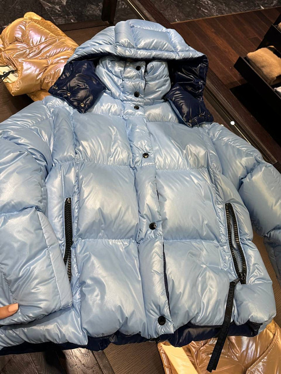 Moncler Пуховик