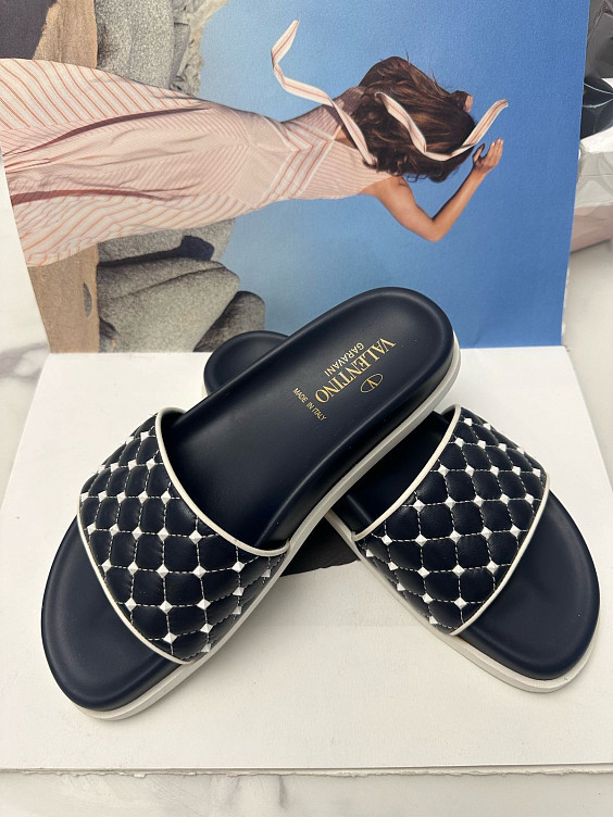 Valentino Шлёпки