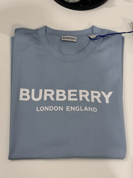 Burberry Футболка
