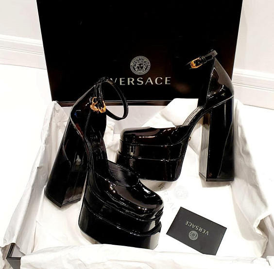 Versace Туфли