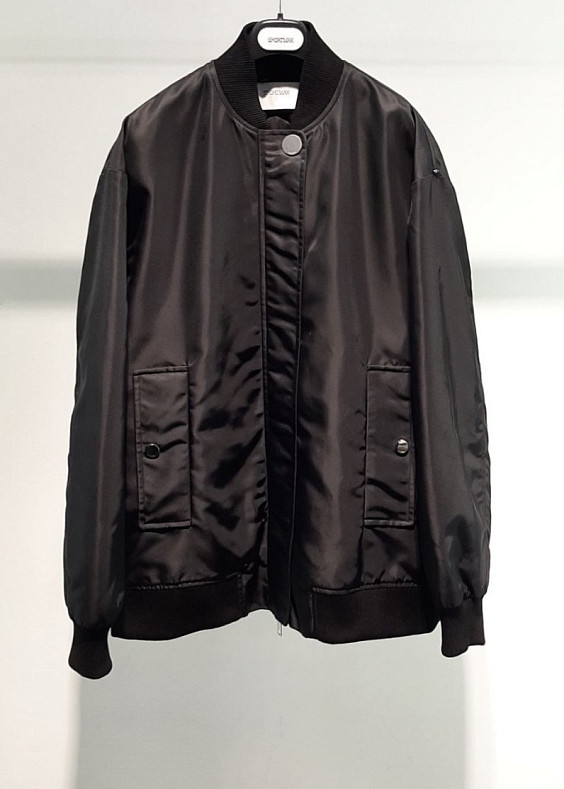 Max Mara Бомбер