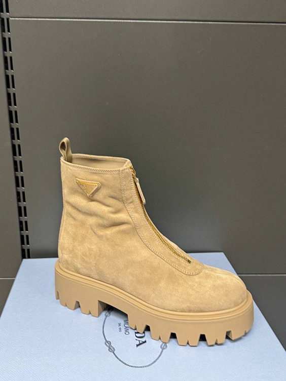 Prada Ботинки