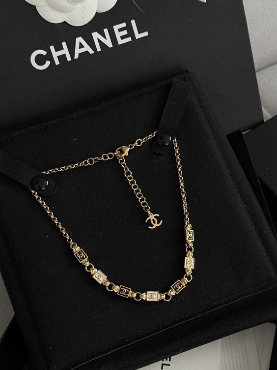 Chanel Колье