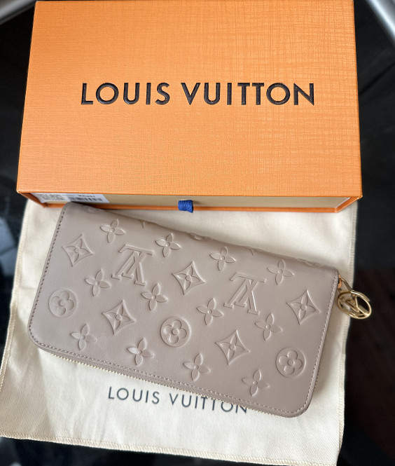 Louis Vuitton Кошелек