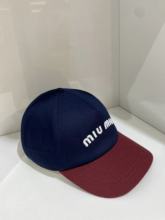 Miu Miu Кепка