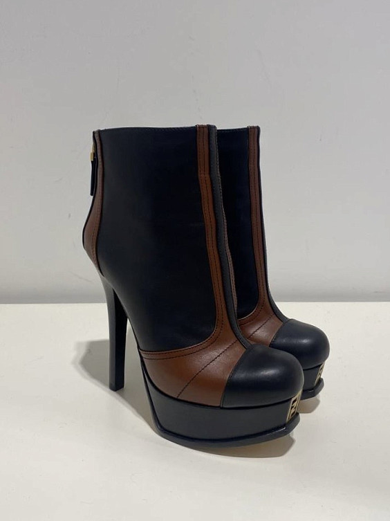 Fendi Ботильоны