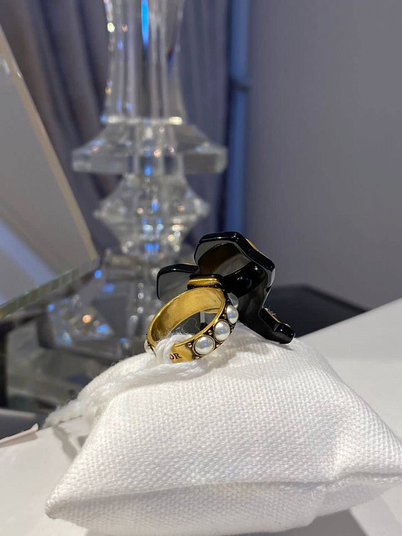 Christian Dior Кольцо
