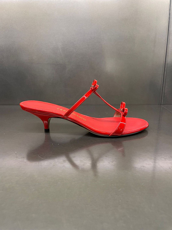 Salvatore Ferragamo Мюли