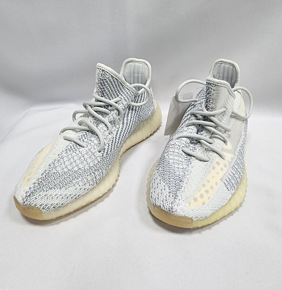 Yeezy by Adidas Кроссовки 