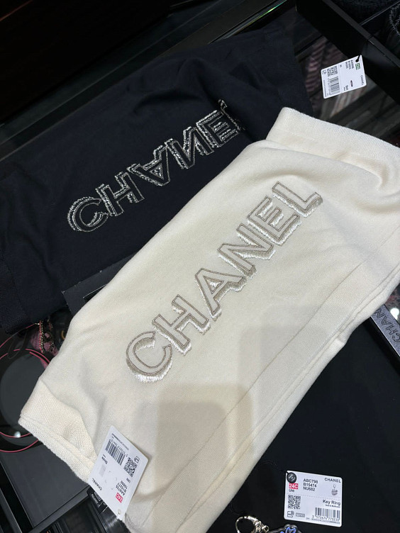 Chanel Шарфы