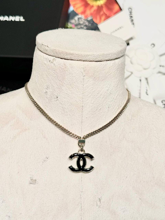 Chanel Колье