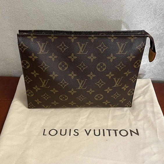 Louis Vuitton Клатч