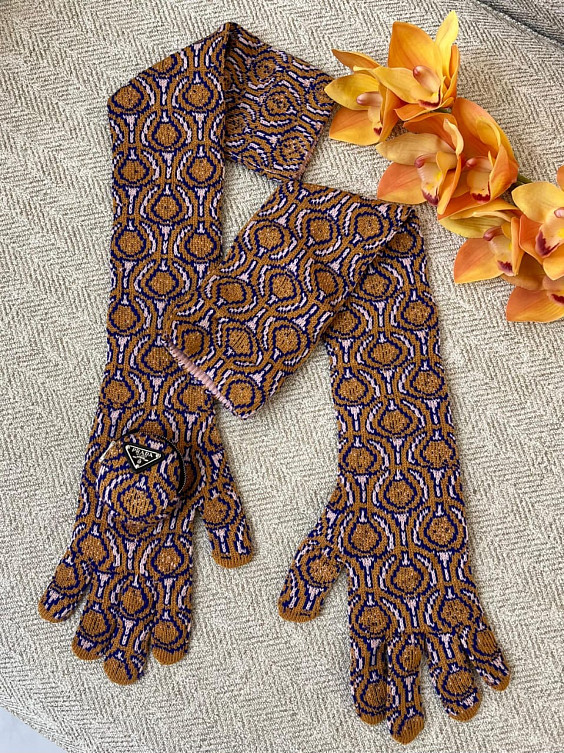 Prada Перчатки