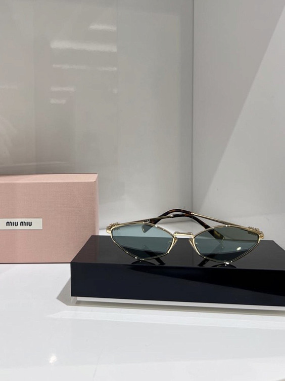 Miu Miu Очки