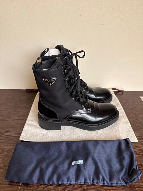 Prada Ботинки
