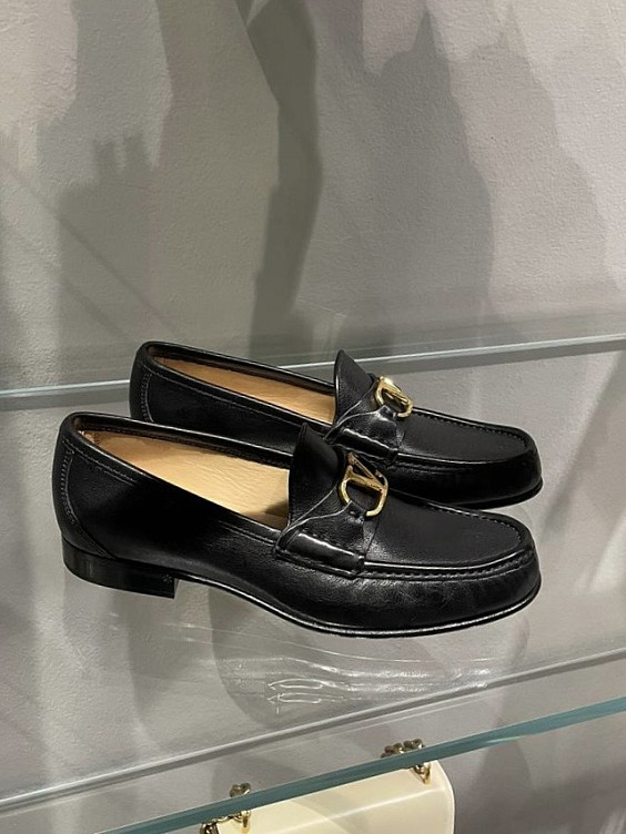 Valentino Лоферы