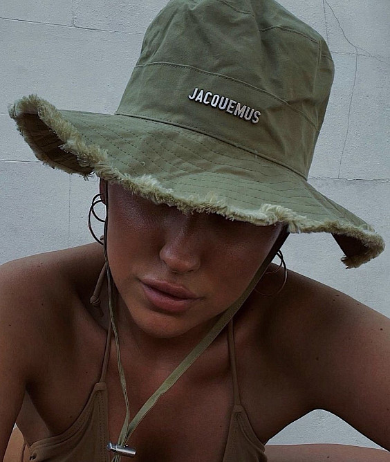 Jacquemus Панама