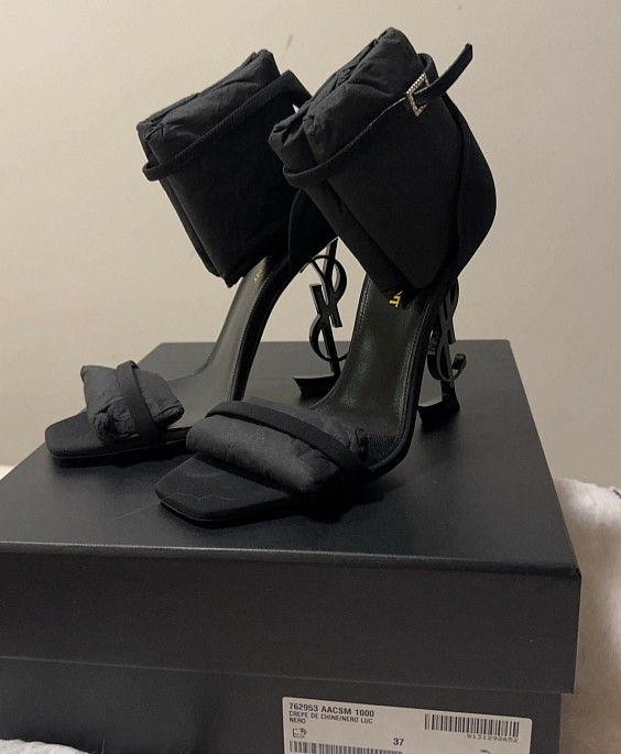 Saint Laurent Босоножки