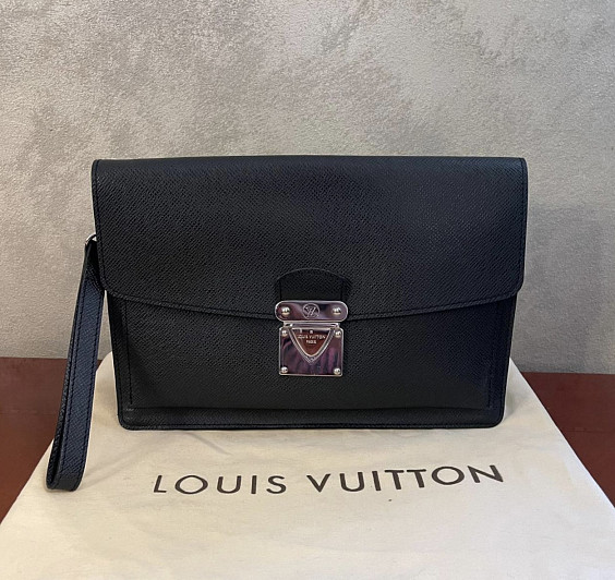 Louis Vuitton Барсетка