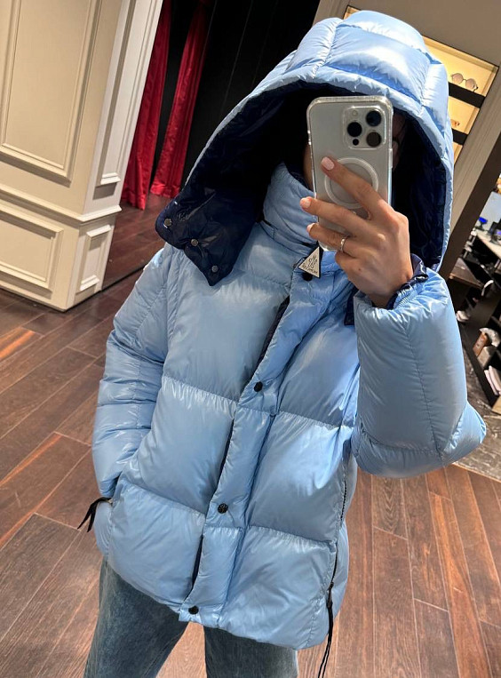 Moncler Пуховик