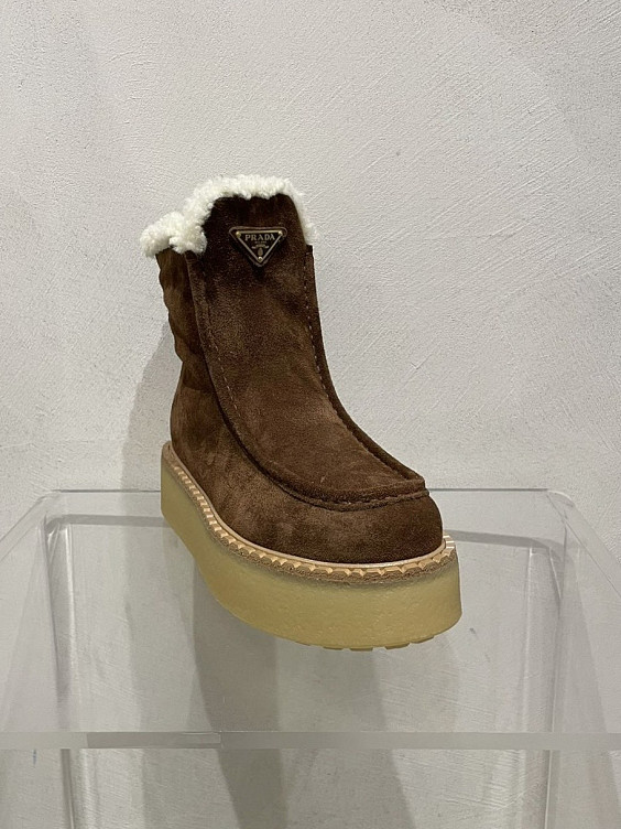 Prada Ботинки