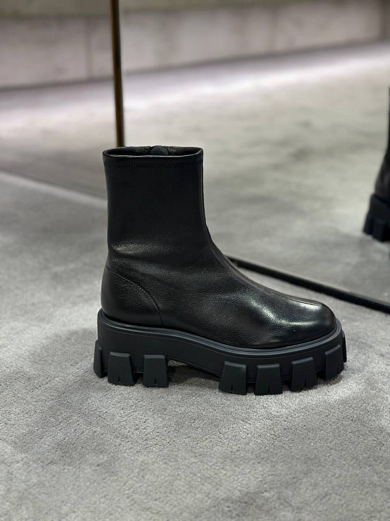 Prada Ботинки