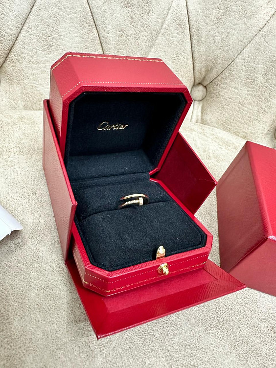 Cartier Кольцо
