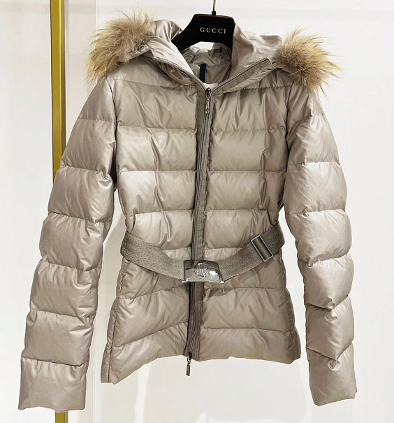 Moncler Пуховик