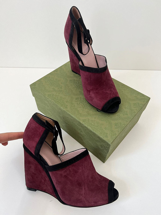 Gucci Босоножки