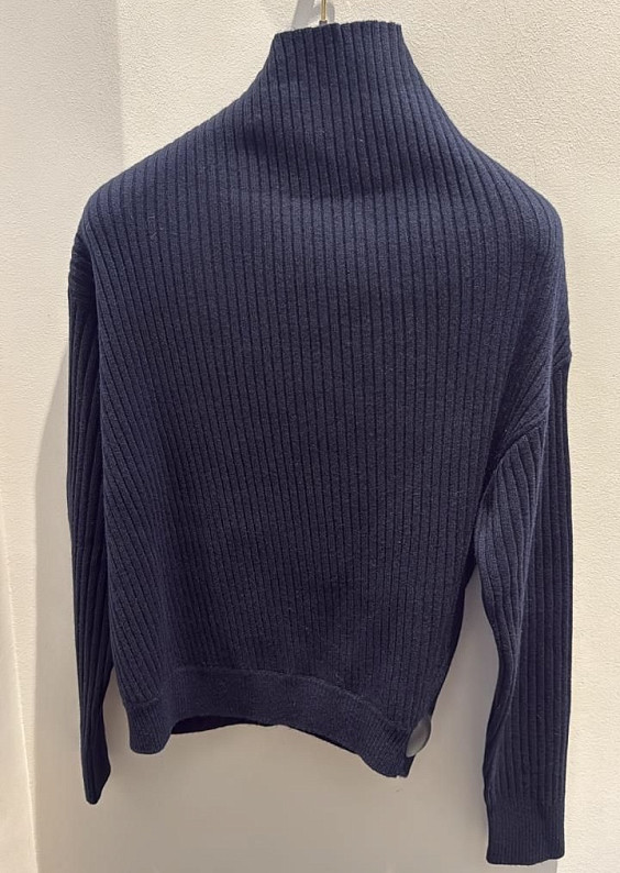 Loro Piana Свитер