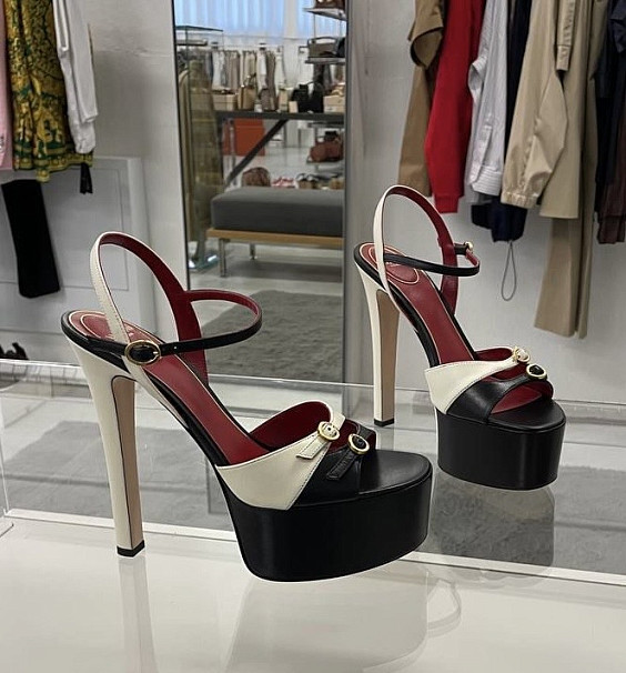 Valentino Босоножки