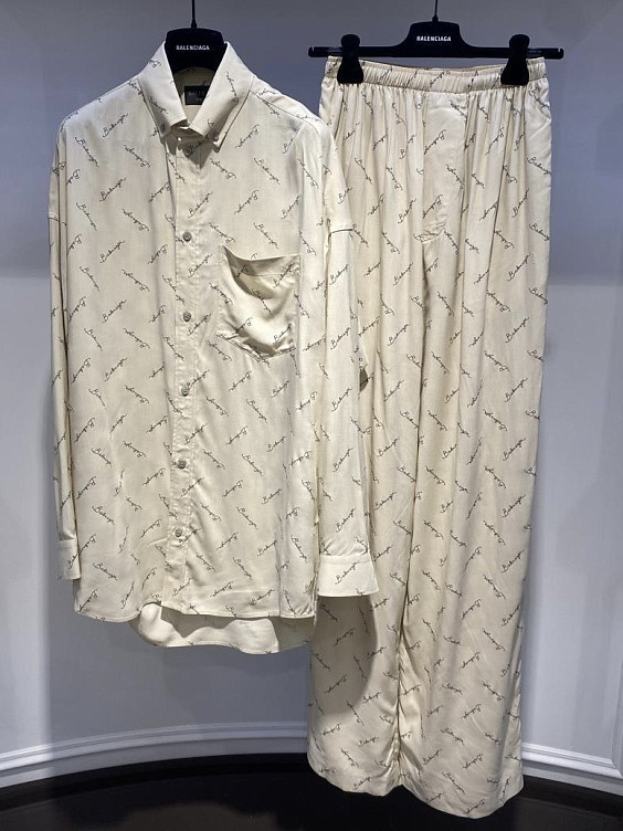 Balenciaga Костюм