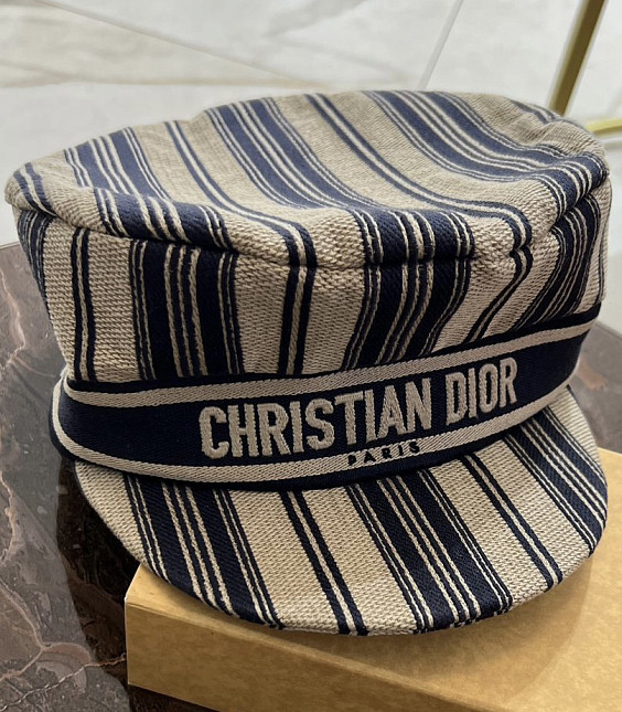 Christian Dior Кепи