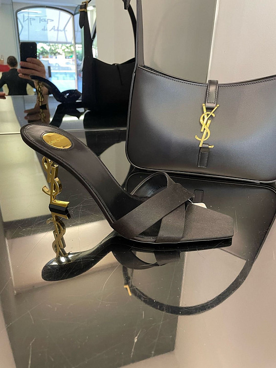 Saint Laurent Мюли