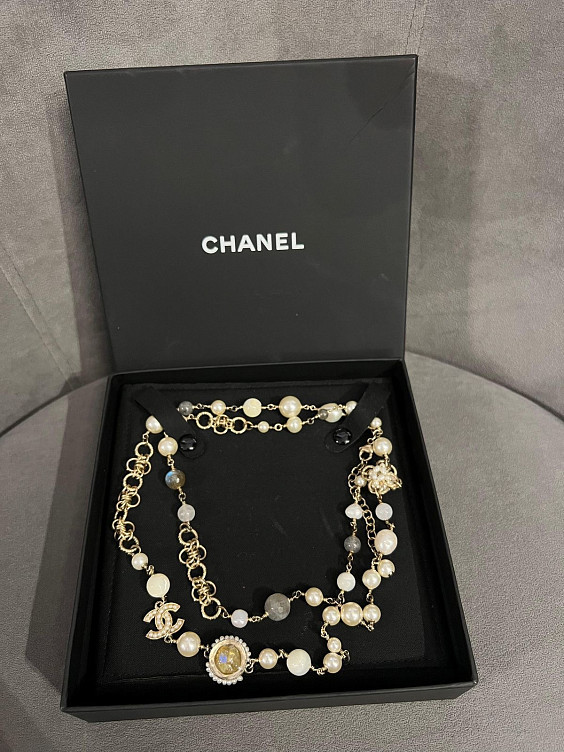 Chanel Бусы